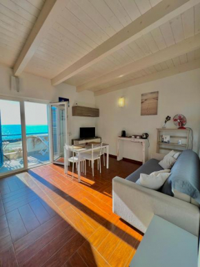 ALBA Suite-Rome airport FCO-Fronte mare Fiumicino